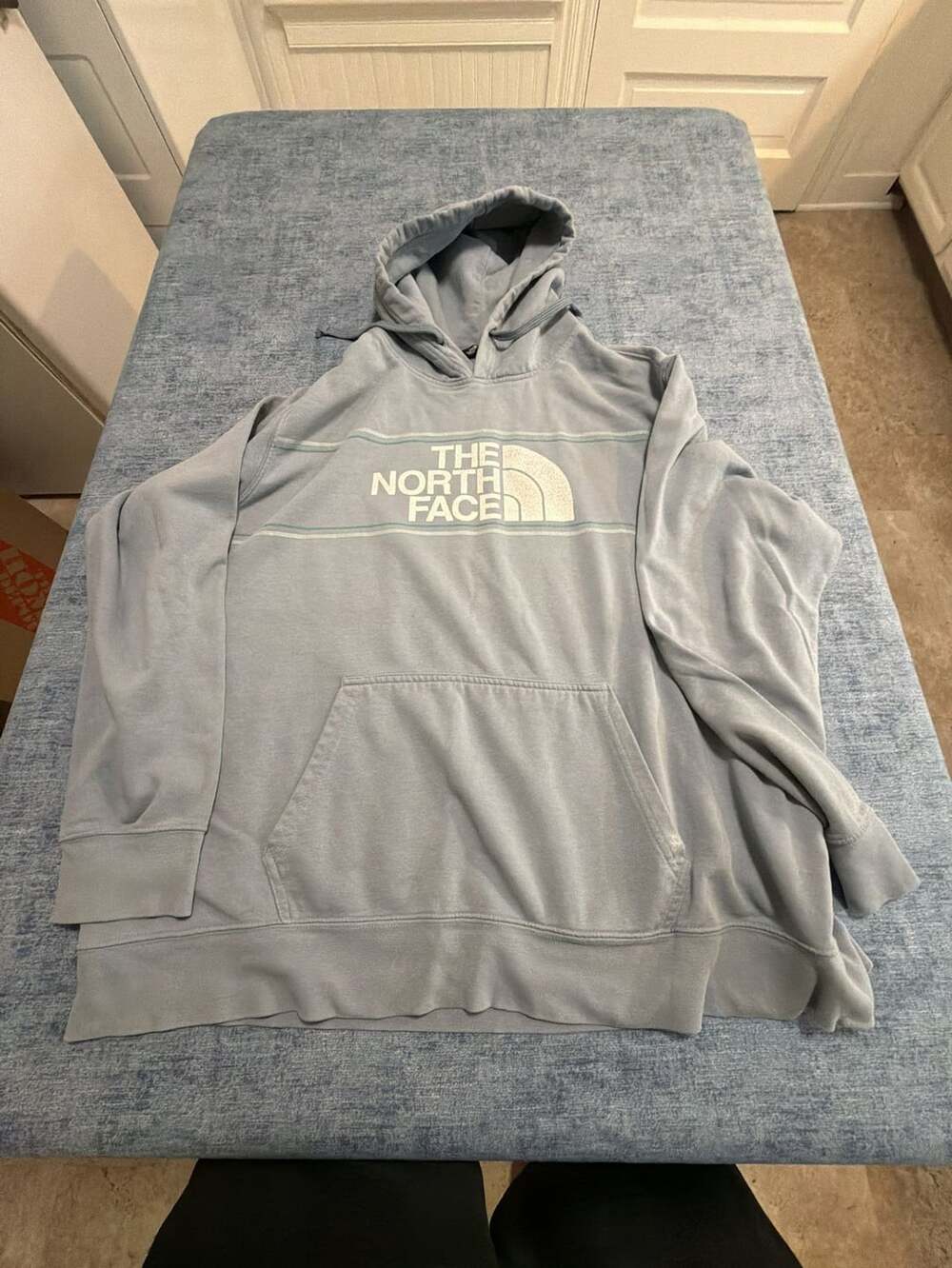 North Face Blue Hoodie Sweatshirt with Front Pocket and Spell Out Logo Size XXL